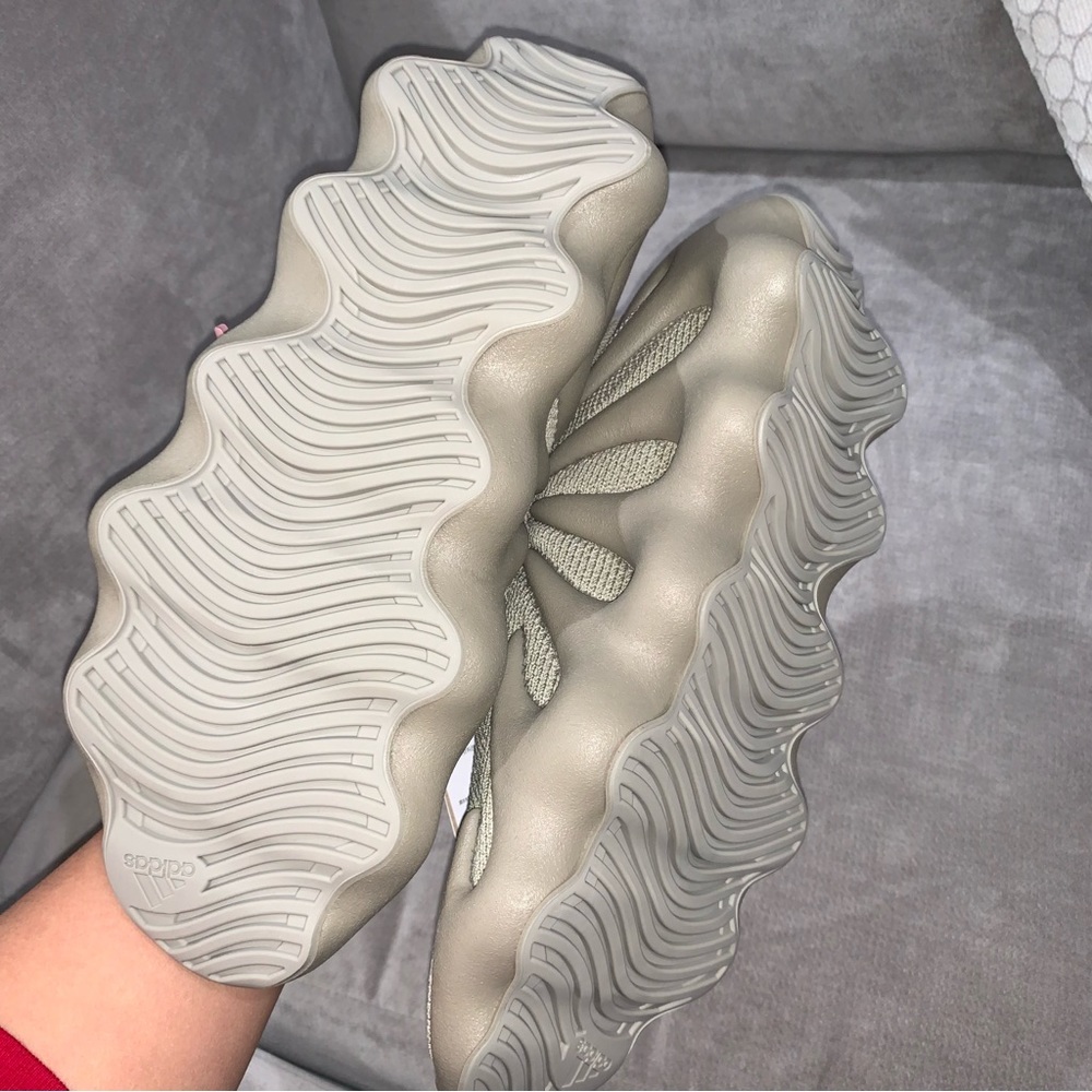 Yeezy 450 stone Flax size 9.5 M - Picture 9 of 15